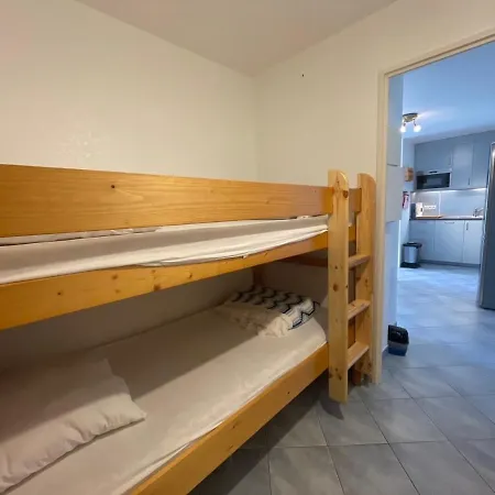 A 50m Avec Terrasse Et Jardin - Fr-1-361-14 Jullouville-les-Pins