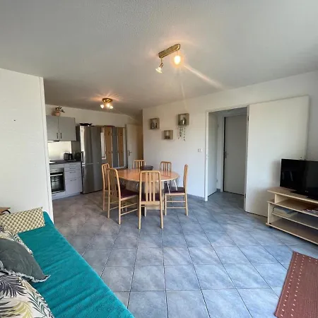 A 50m Avec Terrasse Et Jardin - Fr-1-361-14 Jullouville-les-Pins