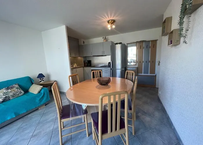 A 50m Avec Terrasse Et Jardin - Fr-1-361-14 Jullouville-les-Pins