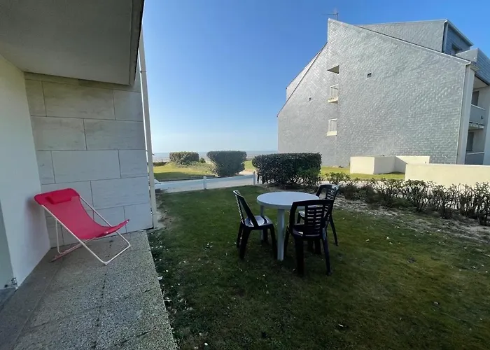 A 50m Avec Terrasse Et Jardin - Fr-1-361-14