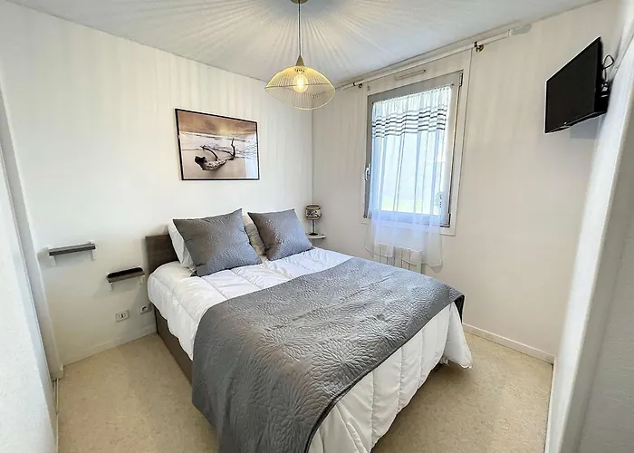 A 50m Avec Terrasse Et Jardin - Fr-1-361-14 Apartmán Jullouville-les-Pins